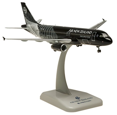 Daron Hogan Air New Zealand A320 1:200 Die-Cast Reg#zk-Ojr Modellflugzeug für Modellbau-Enthusiasten und Sammler, Breite: 21,59 cm, Länge: 22,40 cm, Höhe: 7,59 cm von Daron