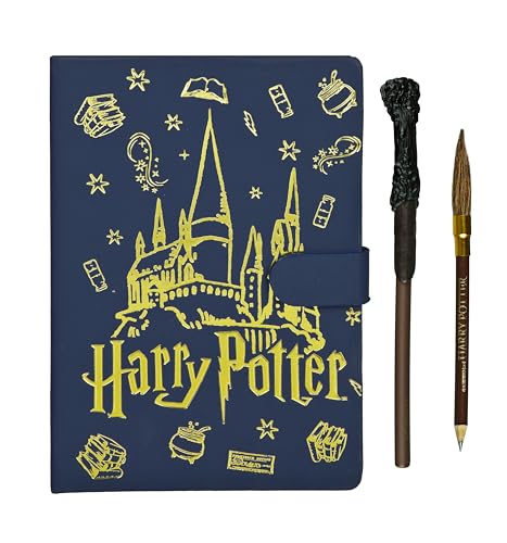 Undercover - Harry Potter A5 Notizbuch Set – Magnetverschluss, 80 Blatt FSC Papier, Zauberstift & Bleistift im Besen-Design – Stilvolles Schreibset für Notizen und Kreativität von Undercover