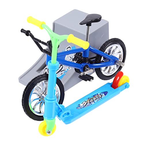 VICASKY Mini Finger Bike Set Faltbare Finger Scooter Spielzeuge Für Den Schreibtisch Ideales Freizeit Und Brettspiel Für Fingerbike Fans Inklusive Blauer Bike Und Faltbarem Board von VICASKY