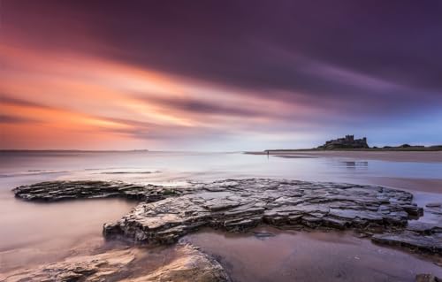 1000-teiliges Puzzle für Erwachsene und Kinder ab 10 Jahren, Strand, England, Northumberland County, Bamborough Castle, 70 x 100 cm von VRYOP