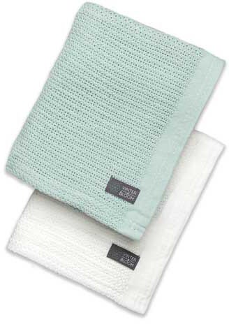 Vinter &  Bloom Soft Grid Lochmusterdecke 2er-Pack, Bright White/ Sage Green von Vinter & Bloom