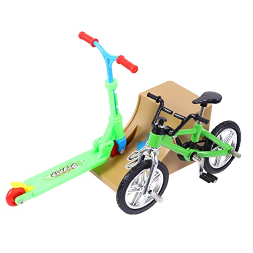 WESIEVYA 1 Satz Fingerrad Miniatur-Skateboard-Spielzeug Mini-Scooter Fingerspielzeug Für Kinder Mini-Spielzeug Gehirnspielzeug Puzzle-Spielzeug Mikro Scooter Sportroller Aluminiumlegierung von WESIEVYA