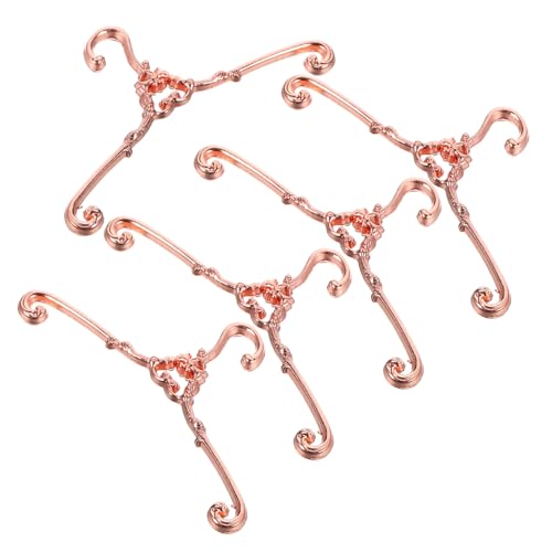 WOONEKY 5 Stück Teiliges Miniatur Kleiderbügel aus Robustem Metall Stilvolle Puppenkleiderhalter mit Glatter Oberfläche Sicher und Langlebig für Puppenhaus Kleiderschrank zur Ordentlichen WOONEKY 5 Stück Teiliges Miniatur Kleiderbügel aus Robustem Metall Stilvolle Puppenkleiderhalter mit Glatter Oberfläche Sicher und Langlebig für Puppenhaus Kleiderschrank zur Ordentlichen von WOONEKY