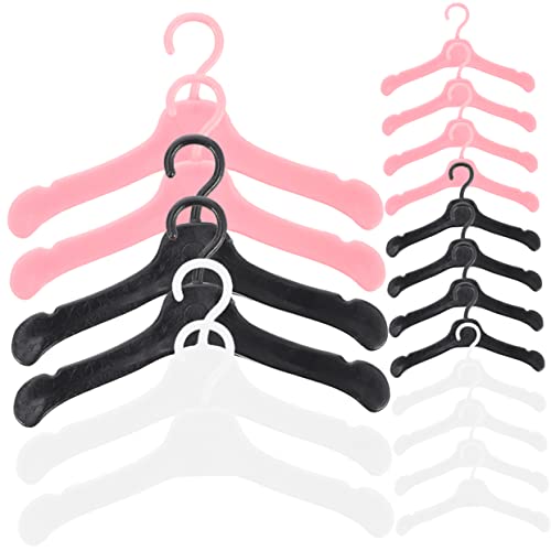 WOONEKY 60stücke Mini Kleiderbügel Für Puppenkleidung Puppenanzüge Und Puppenhosen Für Kleine Puppenkleider Ärmellose Kleider Aus Robustem Kunststoff Glatt Und Gratfrei Zur Einfachen Aufbe WOONEKY 60stücke Mini Kleiderbügel Für Puppenkleidung Puppenanzüge Und Puppenhosen Für Kleine Puppenkleider Ärmellose Kleider Aus Robustem Kunststoff Glatt Und Gratfrei Zur Einfachen Aufbe von WOONEKY
