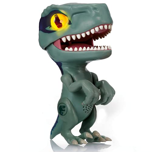 WOW! STUFF Jurassic World Trigger Chomper - Velociraptor Blue | Roaring Dinosaur Toy | Official Camp Cretaceous, Fallen Kingdom and Jurassic Park Merchandise and Gifts for Boys and Girls, Aged 5+ von WOW! STUFF