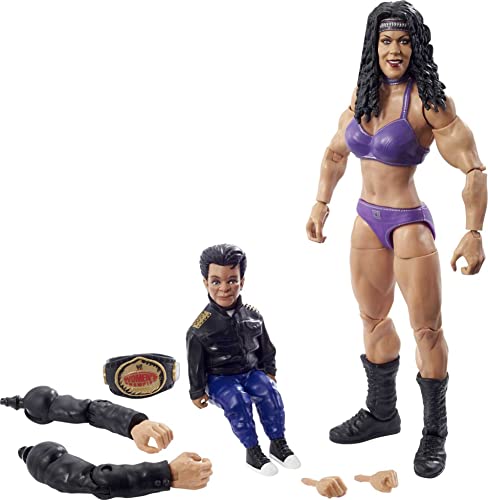 WWE GVC09 - Chyna WrestleMania Actionfigur mit WWE Women’s Championship und Bauteilen für die Figur Paul Ellering und Rocco zum Zusammenstecken, ca. 15 cm, beweglich, zum Sammeln und als Geschenk für WWE Fans ab 8 Jahren von WWE