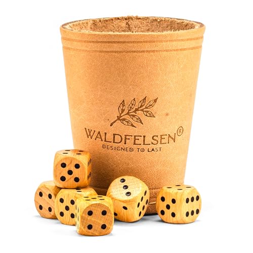 Waldfelsen® Echtleder Würfelbecher (9 cm) mit 6 Holzwürfeln (16 mm) aus Buchenholz Lederbecher Würfelset Augenwürfel Spielwürfel (Farbe: Beige) von Waldfelsen