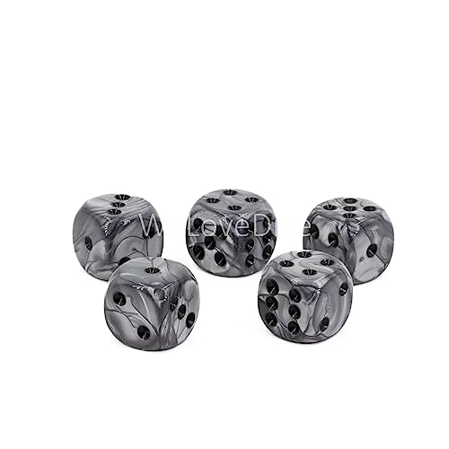 W6 Würfel (16mm) in grau Seide/Schwarze Punkte - Made in Germany - WeLoveBeads - 5 Stück von WeLoveDice