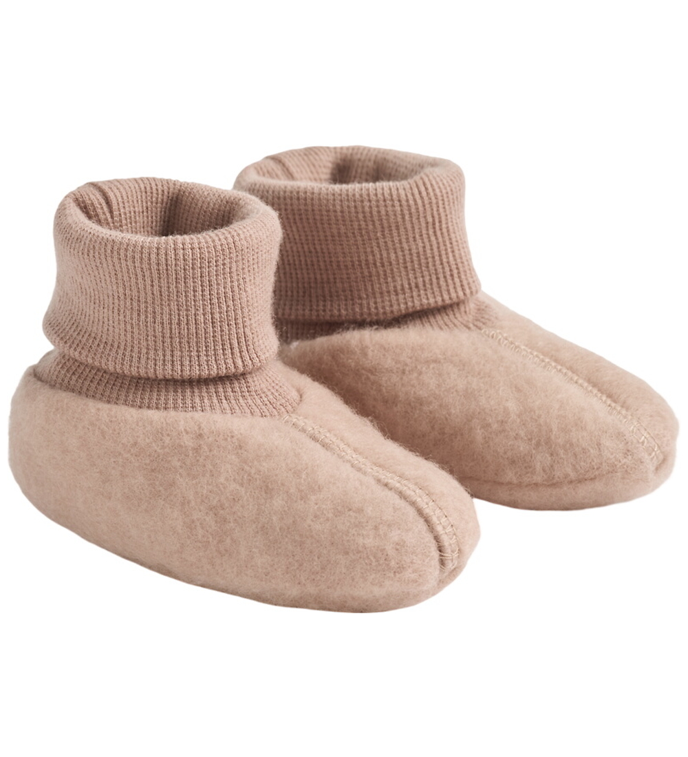 Wheat Krabbelschuhe - Wolle - Pale Lilac - Wheat - 12-24 mt - Krabbelschuhe Wheat Krabbelschuhe - Wolle - Pale Lilac - Wheat - 12-24 mt - Krabbelschuhe von Wheat