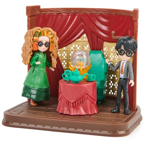 WIZARDING WORLD Harry Potter – Playset Magische Wahrsagungskurse Minis Set Magische Universum Wahrsagungskurse mit 2 exklusiven Figuren und 6 Zubehörteilen – Spielzeug für Kinder ab 6 Jahren von Wizarding World