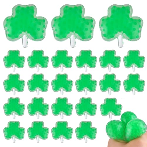 St. Patrick's Day Stressbälle, Kleeblatt-Quetschbälle, Glückskleeblatt-Spielzeug, perfekt für St. Patrick's Day Partygeschenke, Dekorationen, 24 Stück von YBSOP