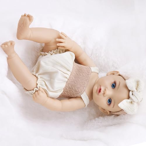 YIZITU Modisches Kleinkind-Babypuppen-Spielzeug mit weichem Sitzsack-Körper und Schlafaugen, gekleidet in lebendigen Farben, elegantes Design, pädagogisch YIZITU Modisches Kleinkind-Babypuppen-Spielzeug mit weichem Sitzsack-Körper und Schlafaugen, gekleidet in lebendigen Farben, elegantes Design, pädagogisch von YIZITU