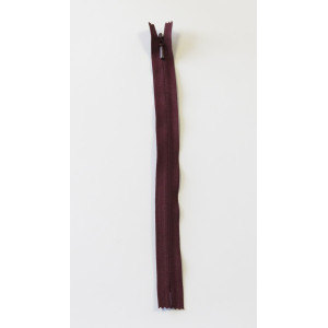 YKK nahtverdeckter Reißverschluss Bordeauxrot Dunkel 4mm - 23cm von YKK