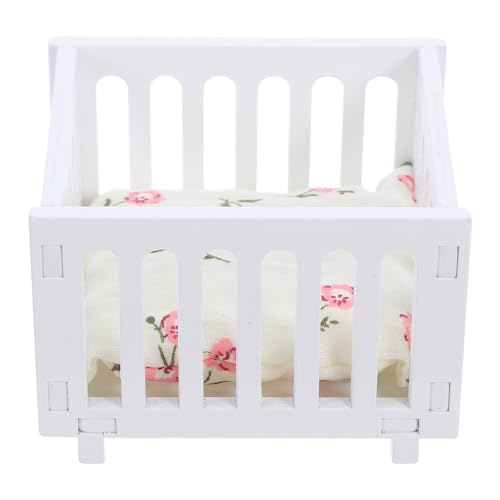 Yardwe Puppenhaus-Babybett: Miniatur-Puppenhaus-Kinderbett aus Holz mit Bettwäsche – Babybett im Maßstab 1:12, Kinder-Spielzeug für Mini-Haus-Dekoration, DIY-Szene Yardwe Puppenhaus-Babybett: Miniatur-Puppenhaus-Kinderbett aus Holz mit Bettwäsche – Babybett im Maßstab 1:12, Kinder-Spielzeug für Mini-Haus-Dekoration, DIY-Szene von Yardwe