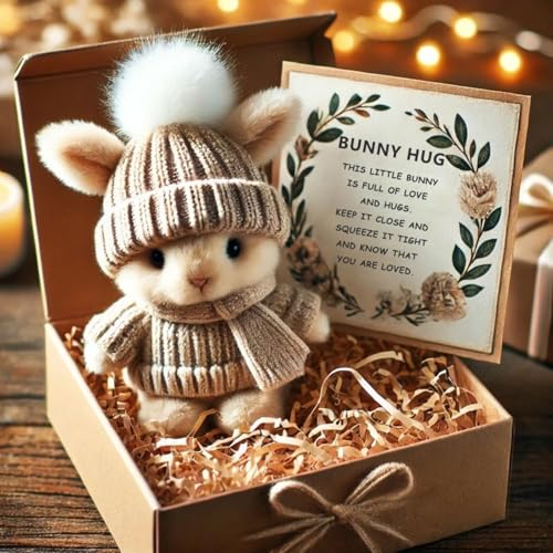 ZANWANXIN Mini Bunny Hug Cute Easter Gift,Cute Handmade Emotional Support Bunny with Inspirational Card,Easter Plush Rabbit with Knitted Hat and Pom Pom,Gift for Teachers, Friends (Khaki) von ZANWANXIN