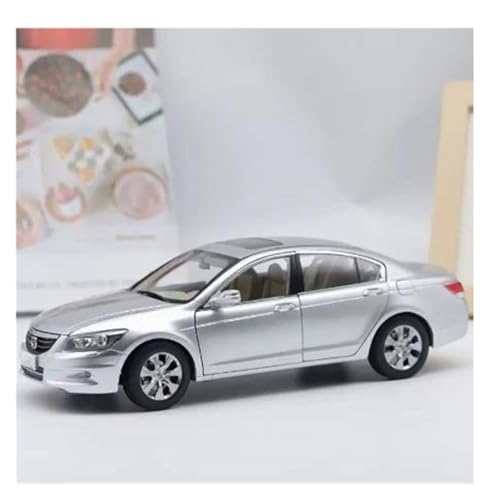 Fahrzeuge anzeigen 1:18 for 8,5 Generation 2013 Druckguss-Legierungsautomodell, stark restauriertes echtes Auto-Gedenkgeschenk Sammlung oder Geschenk(Silver) von ZOUSANG