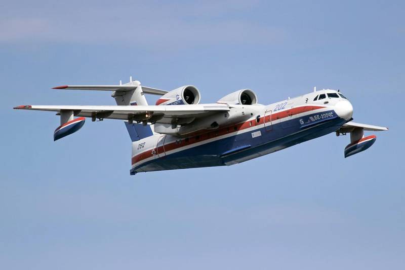 Beriev Be-200 ES Multi role amph. von Zvezda