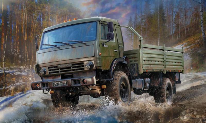 Russian 2Axle Military Truck K-4326 von Zvezda