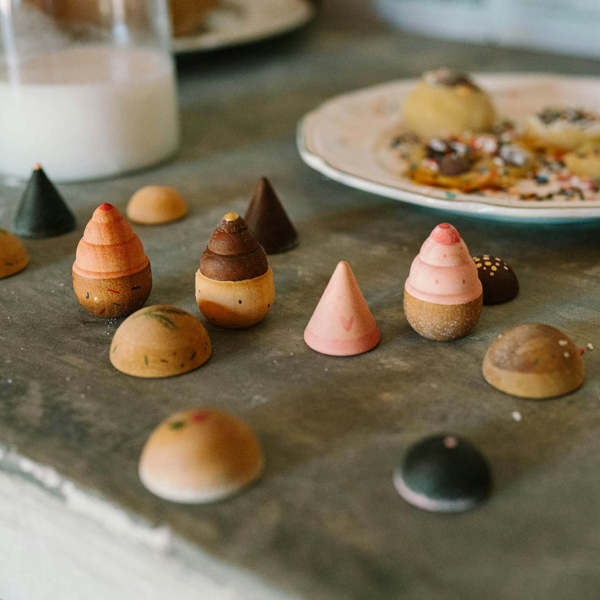 12 Holzfiguren Bakes 12 Holzfiguren Bakes