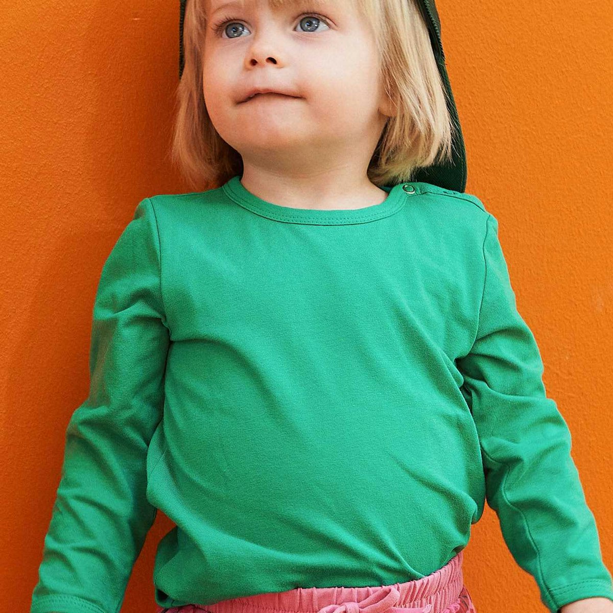 Dehnbares Basic Langarmshirt grün 74 Dehnbares Basic Langarmshirt grün 74