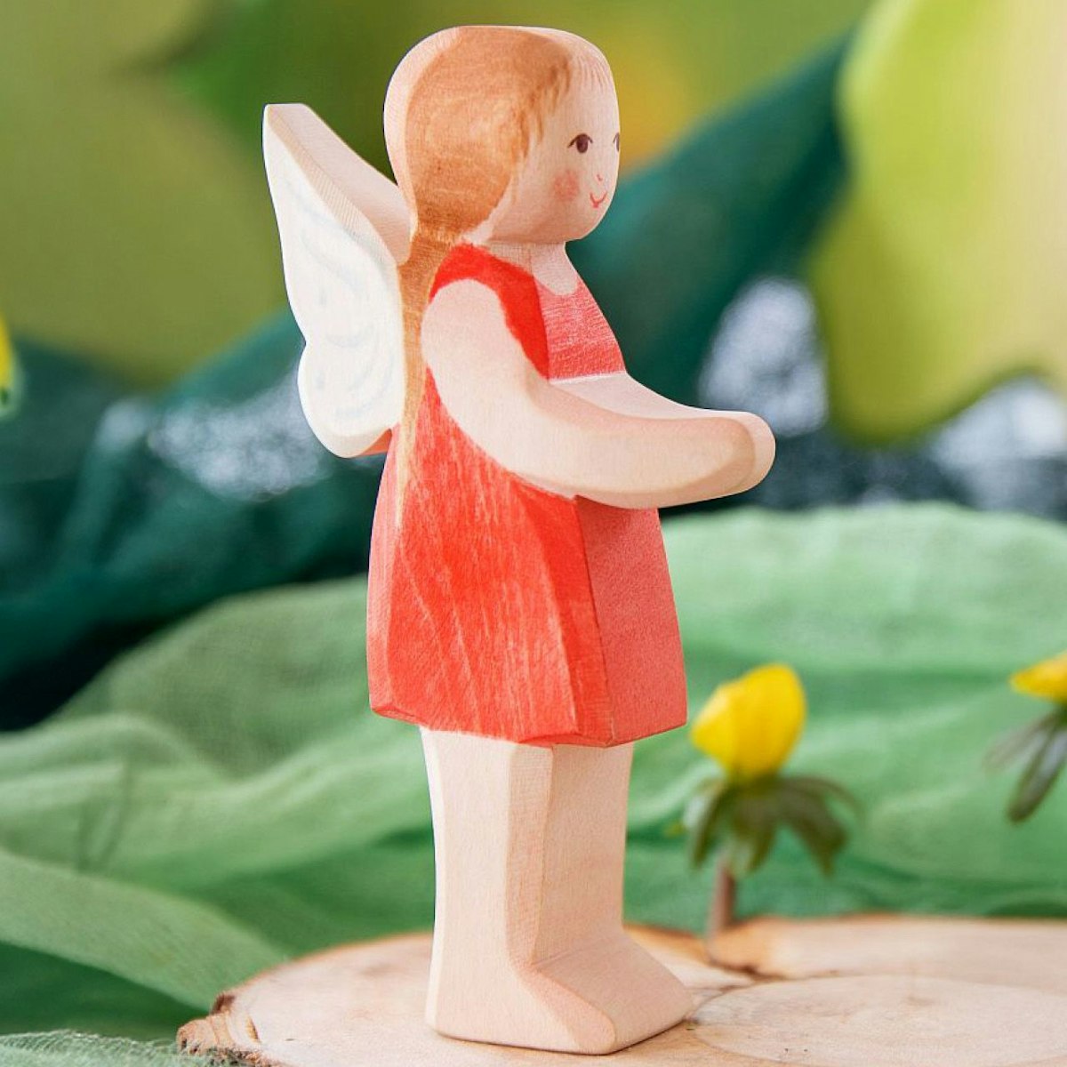 Elfe Sumselinchen Holzfigur 11 cm hoch Elfe Sumselinchen Holzfigur 11 cm hoch