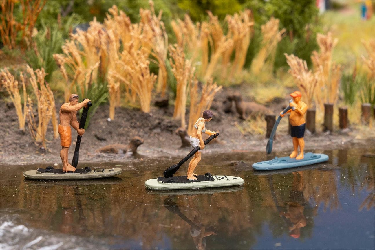 Faller Stand-Up-Paddler H0 1:87 Modelleisenbahn Baden und Schwimmen Faller Stand-Up-Paddler H0 1:87 Modelleisenbahn Baden und Schwimmen
