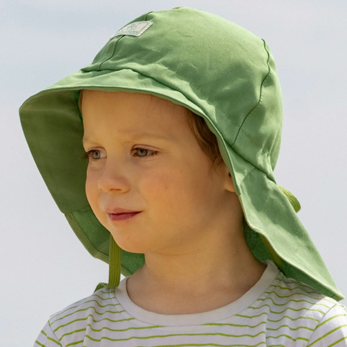 Feuerwehr Sonnenhut verstellbar mit Band UV-60 grün 46 Feuerwehr Sonnenhut verstellbar mit Band UV-60 grün 46