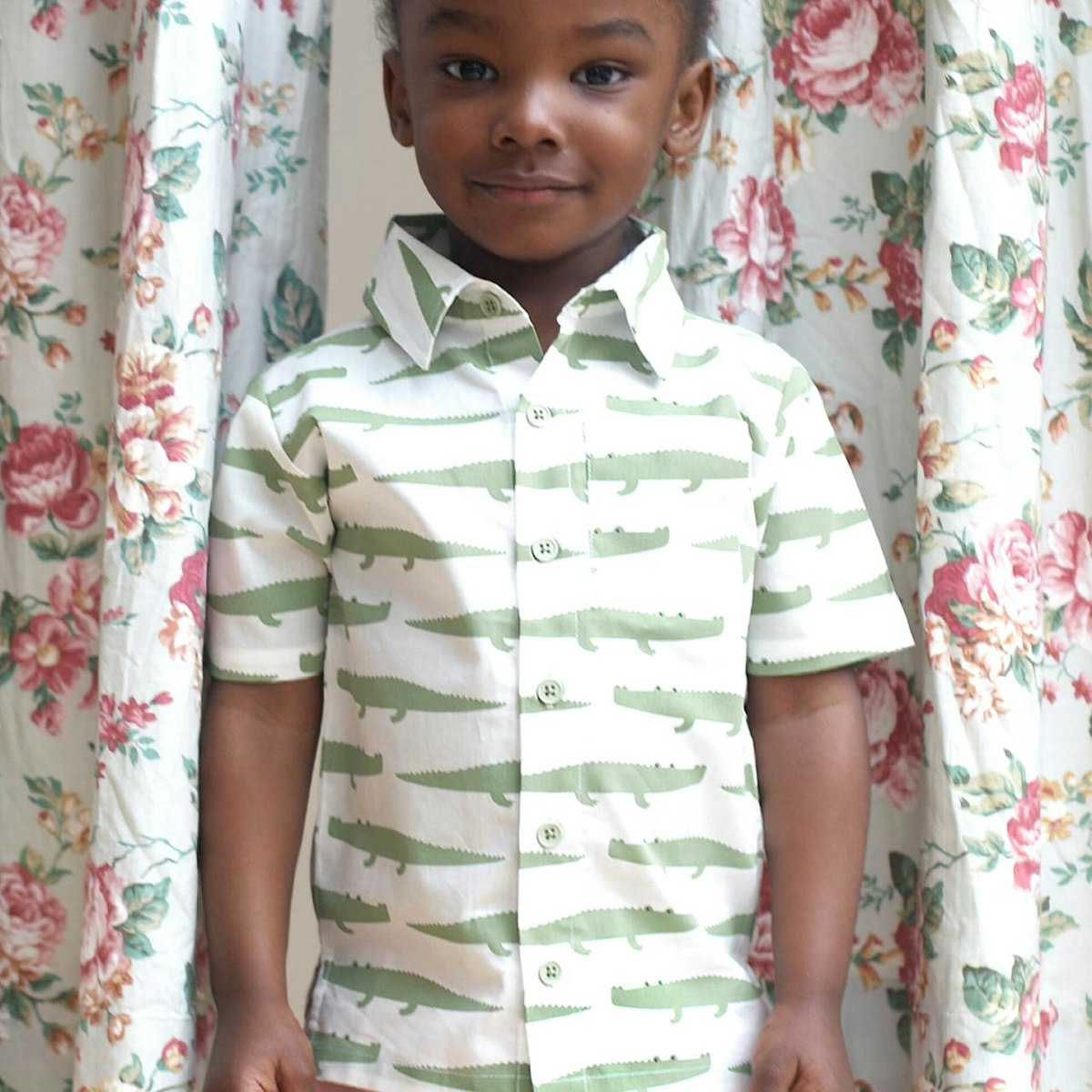 Hemd Krokodil-Print kurzarm Shirt grün Webstoff 92 Hemd Krokodil-Print kurzarm Shirt grün Webstoff 92