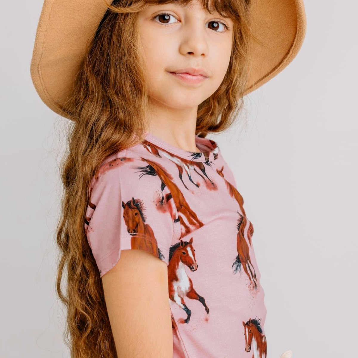 Jersey Pferde T-Shirt rosa mit Allover-Print 140 Jersey Pferde T-Shirt rosa mit Allover-Print 140