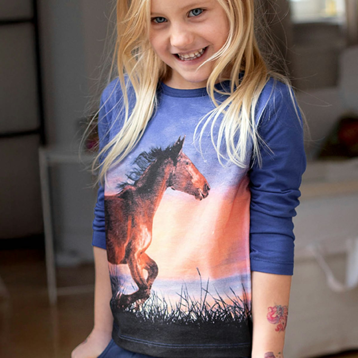 Langarmshirt großer Pferde-Druck blau 128 Langarmshirt großer Pferde-Druck blau 128