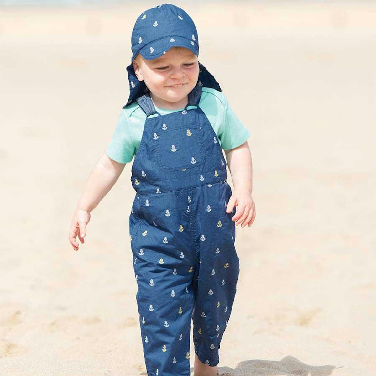 Leichte Sommer Latzhose Anker marine 62/68 Leichte Sommer Latzhose Anker marine 62/68