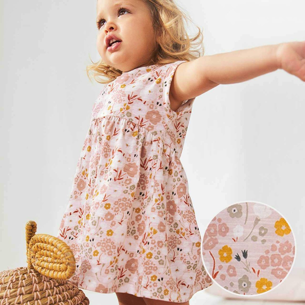 Luftiges Kleid kurzarm Sommerwiese hellrosa 104 Luftiges Kleid kurzarm Sommerwiese hellrosa 104
