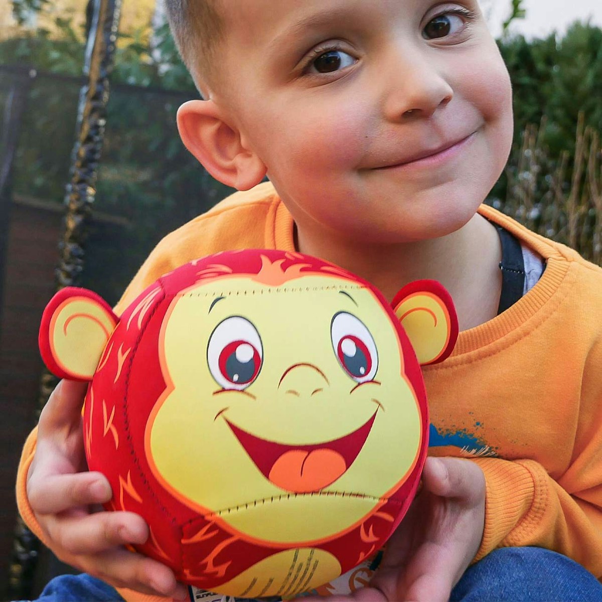 Lustiger Neopren Ball für Land und Wasser 16 cm Lustiger Neopren Ball für Land und Wasser 16 cm