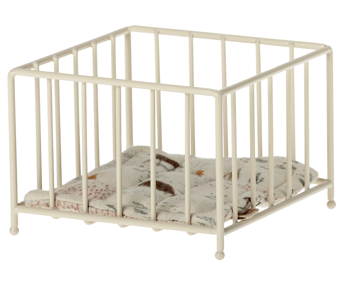 Maileg - Laufstall weiß Maileg - Laufstall weiß