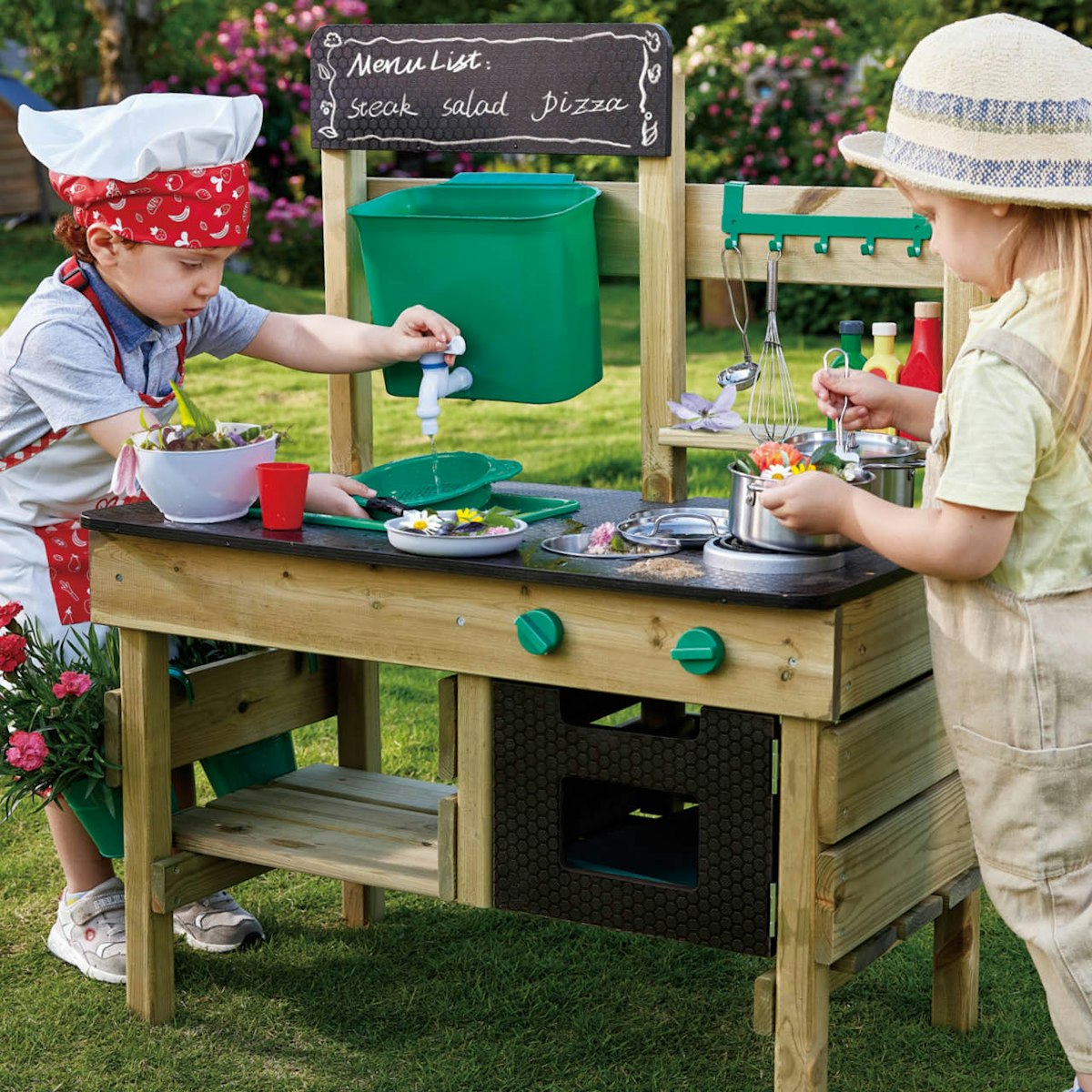 Matschküche Spielküche mit viel Zubehör Matschküche Spielküche mit viel Zubehör