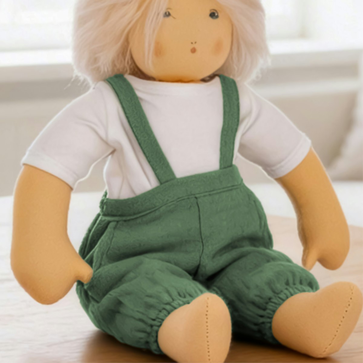 Puppen Latzhose m. Shirt 35-45cm grün, Bio-Baumwolle Puppen Latzhose m. Shirt 35-45cm grün, Bio-Baumwolle