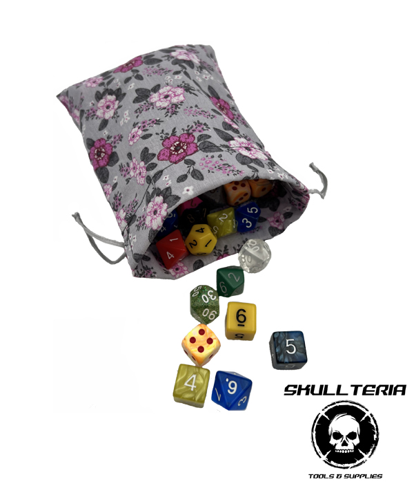 Skullteria Würfelbeutel hellgrau rosa geblümt groß Dice Bag grauer Würfel Beutel