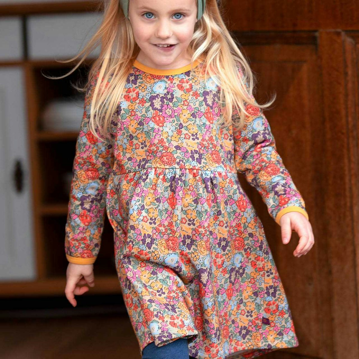 Sweatkleid Blumen-Druck curry-gelb 104 Sweatkleid Blumen-Druck curry-gelb 104