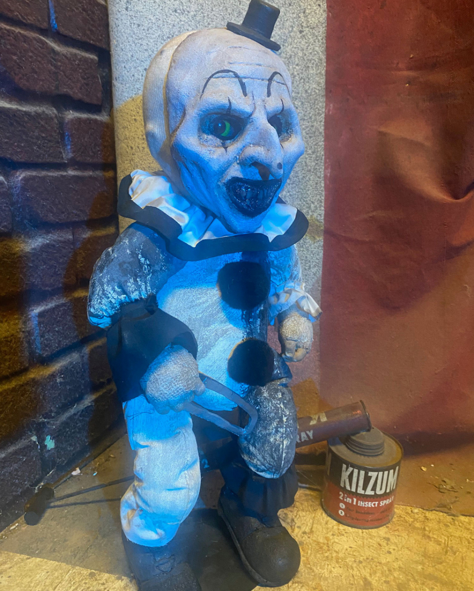 Terrifier Art The Clown Graveyard Doll 56cm Terrifier Art The Clown Graveyard Doll 56cm