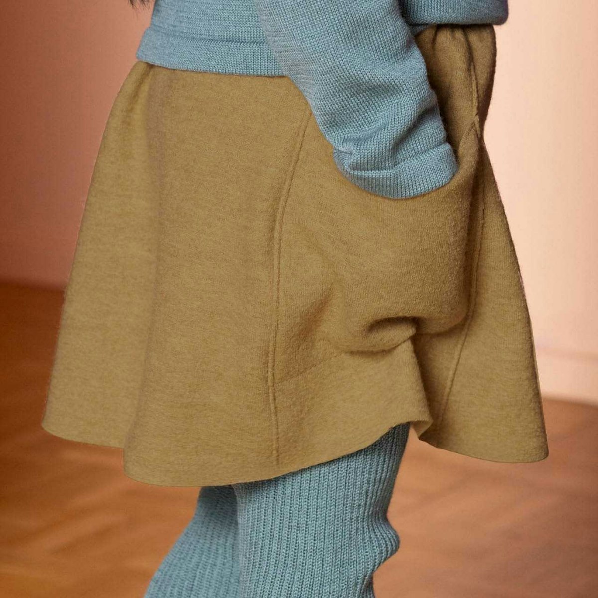 Warmer Woll Rock mit Strickbund karamell 122/128 Warmer Woll Rock mit Strickbund karamell 122/128