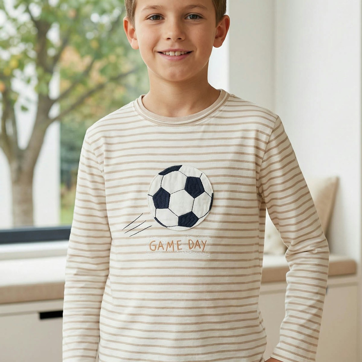 Weiches Langarmshirt Fußball beige gestreift 122/128 Weiches Langarmshirt Fußball beige gestreift 122/128