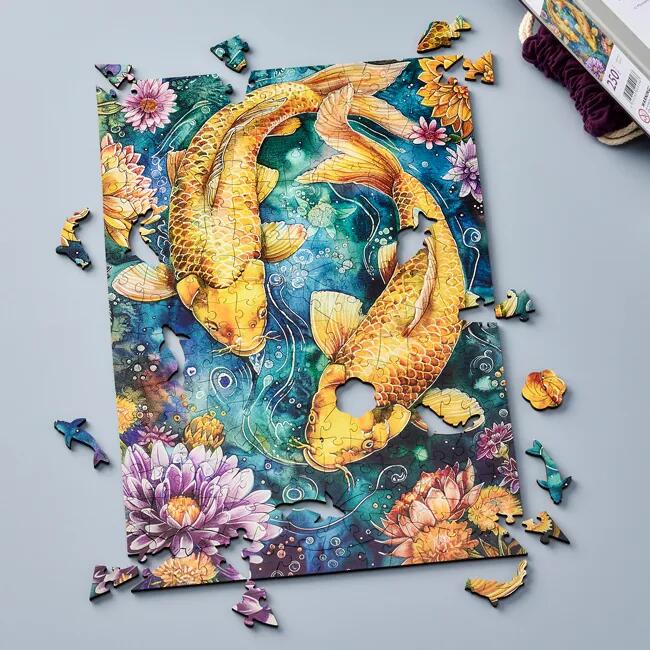 Wentworth Puzzles - Holzpuzzle / Two Golden Carp / Wentworth Wentworth Puzzles - Holzpuzzle / Two Golden Carp / Wentworth