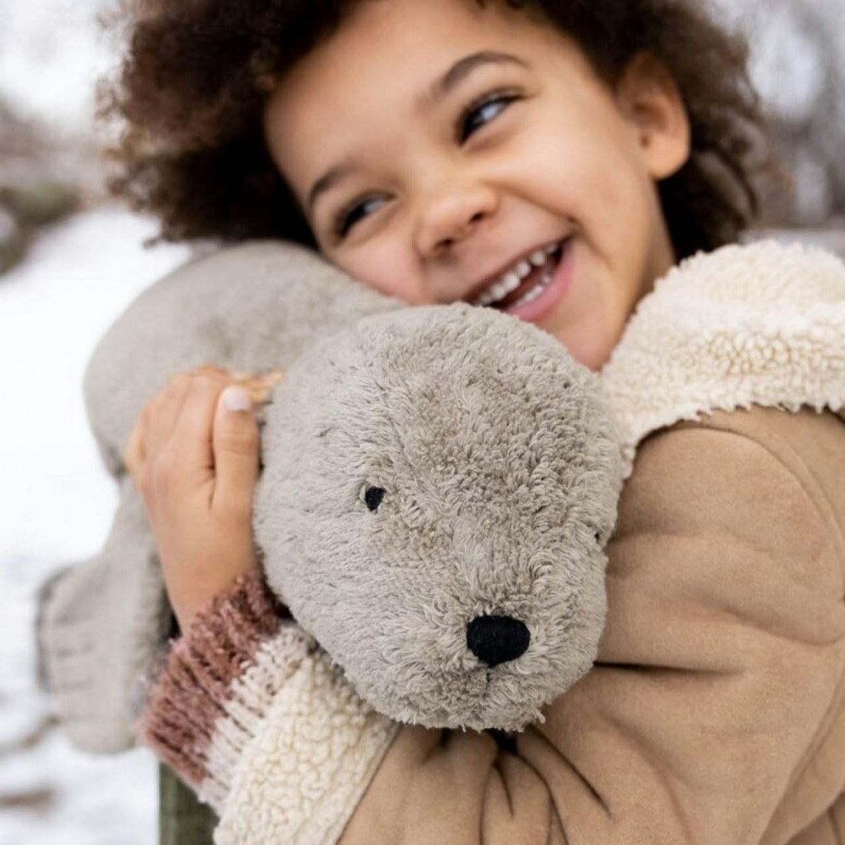 XL Kuscheltier & Wärmekissen Robbe Dinkelspelz grau XL Kuscheltier & Wärmekissen Robbe Dinkelspelz grau