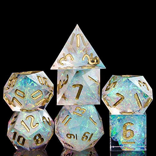 Cusdie DnD-Würfel mit scharfen Kanten, 7 Stück, D&D-Würfel, handgefertigt, polyedrisches Würfel-Set, für Rollenspiele (transparent mit goldenen Zahlen) von cusdie