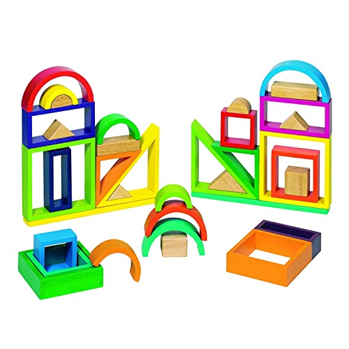 goki 58655- Bausteine Regenbogen aus Holz, kreatives Bauen mit unterschiedlichen Formen und Farben, ​​Aufbewahrung im Holzkasten, Motorikspielzeug für Kinder, 34 x 26 cm, 38er Set, ab 3 Jahre von goki