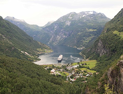 HANSEPUZZLE 44273 - Geiranger Fjord Puzzle 1000 Teile | Natur Puzzle mit hochwertiger Puzzle Aufbewahrung: Kartonbox und Wieder verschließbarem Beutel | Puzzle-Maße: 60 x 46 cm von hansepuzzle