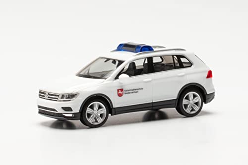 Herpa Modellauto VW Tiguan „Katastrophenschutz Niedersachsen“, originalgetreu im Maßstab 1:87, Auto Modell für Diorama, Modellbau Sammlerstück, Deko Automodelle aus Kunststoff von herpa