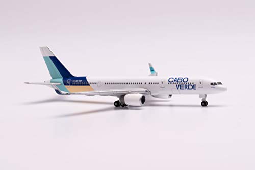 herpa 534581 Cabo Verde Airlines Boeing 757-200-Island of Sal Colors – D4-CCF Praia de Santa Maria, Mehrfarbig herpa 534581 Cabo Verde Airlines Boeing 757-200-Island of Sal Colors – D4-CCF Praia de Santa Maria, Mehrfarbig von herpa