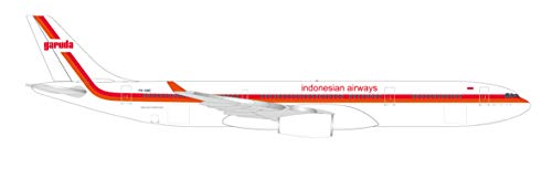 herpa 570695 – Garuda DC-9-30, Indonesian Airways Passagierflugzeug, Flugzeug Modell, Miniatursammlung, Miniaturmodelle, Kleinmodell, Sammlerstück, Detailgetreu, Kunststoff, Mehrfarbig - Maßstab 1:200 von herpa