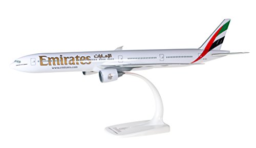 herpa 610544 – Emirates Boeing 777-300ER, Modell Flugzeug mit Standfuß, Flugzeugmodell, Flieger, Miniaturmodelle, Kleinmodell, Sammlerstück, Detailgetreu, Kunststoff, Mehrfarbig - Maßstab 1:200 von herpa